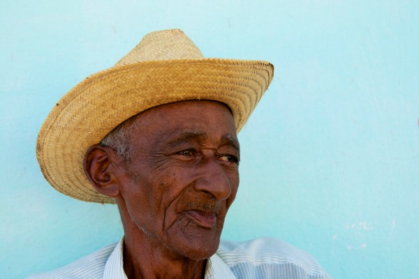 Dark-Man-in-Straw-Hat-Trinidad-Cuba-Copyright-2013-Ralph-Velasco