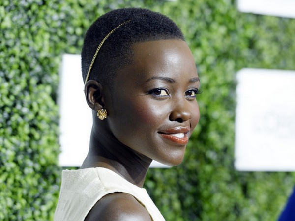 Lupita Nyong’o on Learning To Love Her Dark Skin at Essence Black Women in Hollywood Event