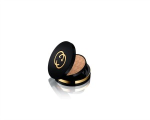 Gucci_Face_Luxe Finishing_ Powder_030_RS-gucci-cosmetics-glamazons-blog