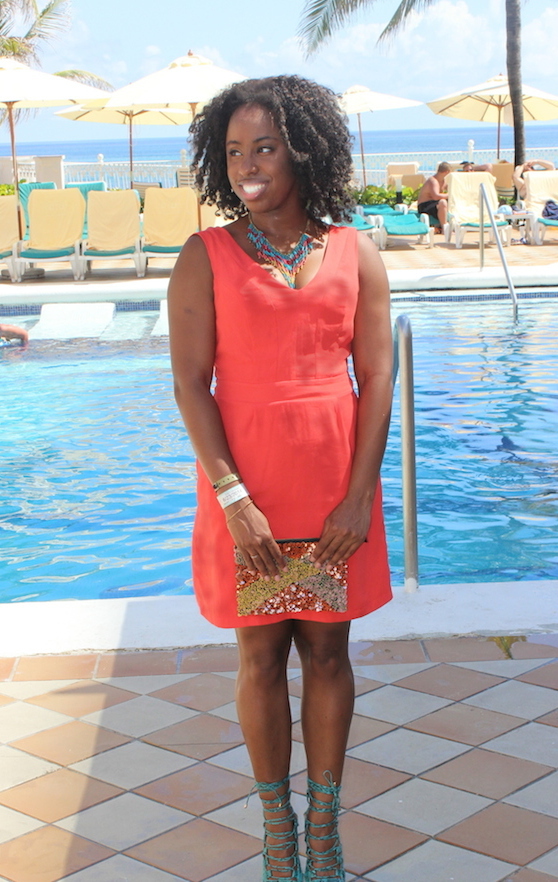bahamas-riu-hotel-street-style-forever-21-dress-necklace-anthropologie-clutch-just-fab-sandals-glamazons-blog-copy