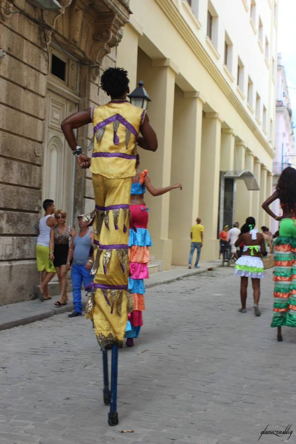 cuba-havana-san-francisco-square-dancing-stilts-glamazons-blog-2