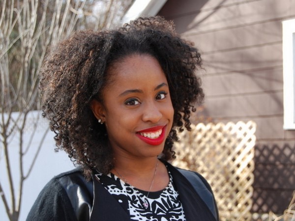 Internet Critics, Here’s A Lesson on Dark-Skinned Women and Red Lipstick