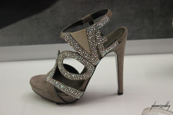 georgina-goodman-lena-the-love-shoe-summer-2011-brooklyn-museum-killer-heels-exhibit-glamazons-blog