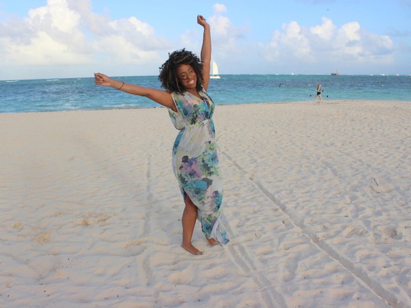 Ask The Glamazons: What’s In My Beach Bag #CaribbeanCrawl