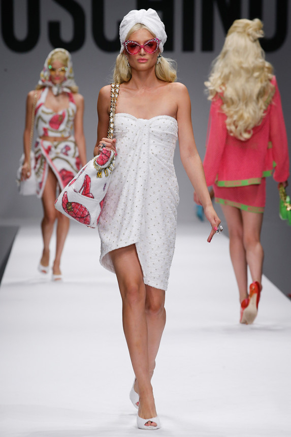 moschino-spring-2015-milan-fashion-week-glamazons-blog-19