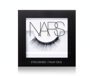 nars-eyelashes-numero-4-glamazons-blog