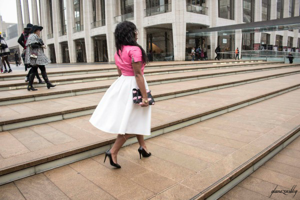 new-york-fashion-week-street-style-moschino-spring-2015-barbie-Barbarella-Jacket-think-pink-clutch-jessica-c-andrews-glamazons-blog