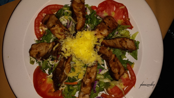 pier-one-restaurant-montego-bay-jamaica-jerk-chicken-salad-glamazons-blog