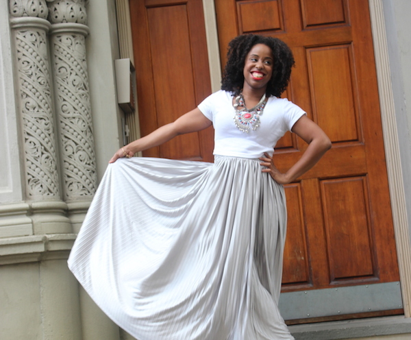 street-style-american-apparel-crop-top-silver-maxi-skirt-hm-necklace-zara-flats-mac-riri-woo-glamazons-blog-2