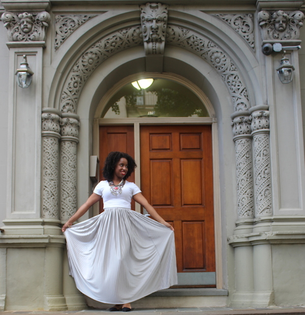 street-style-american-apparel-crop-top-silver-maxi-skirt-hm-necklace-zara-flats-mac-riri-woo-glamazons-blog