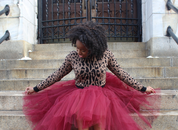 street-style-asos-full-midi-skirt-in-mesh-oxblood-asos-cropped-sweater-with-roll-neck-leopard-just-fab-vivienne-jessica-c-andrews-glamazons-blog-11