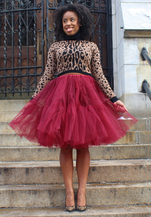 street-style-asos-full-midi-skirt-in-mesh-oxblood-asos-cropped-sweater-with-roll-neck-leopard-just-fab-vivienne-jessica-c-andrews-glamazons-blog-4