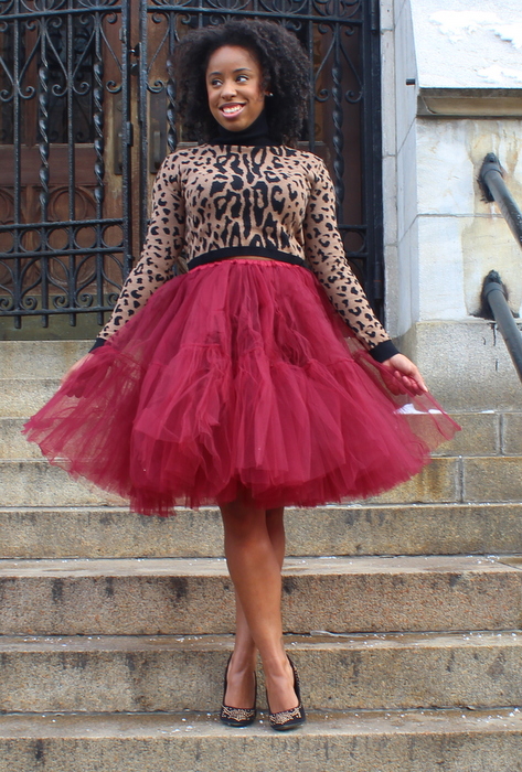 street-style-asos-full-midi-skirt-in-mesh-oxblood-asos-cropped-sweater-with-roll-neck-leopard-just-fab-vivienne-jessica-c-andrews-glamazons-blog-5