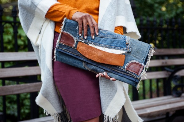 street-style-poncho-denim-patchwork-clutch-jessica-c-andrews-glamazons-blog