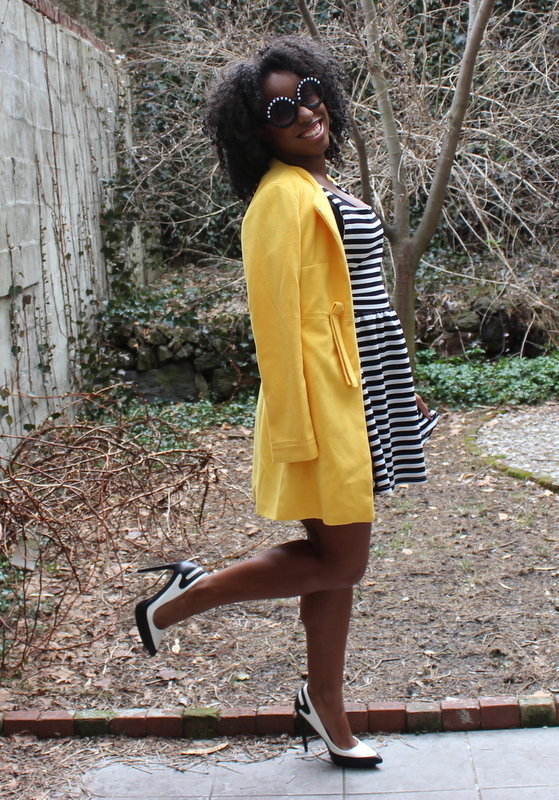 street-style-romwe-yellow-coat-asos-stripe-dress-asos-pearl-sunglasses-just-fab-Jerilyne-glamazons-blog-11