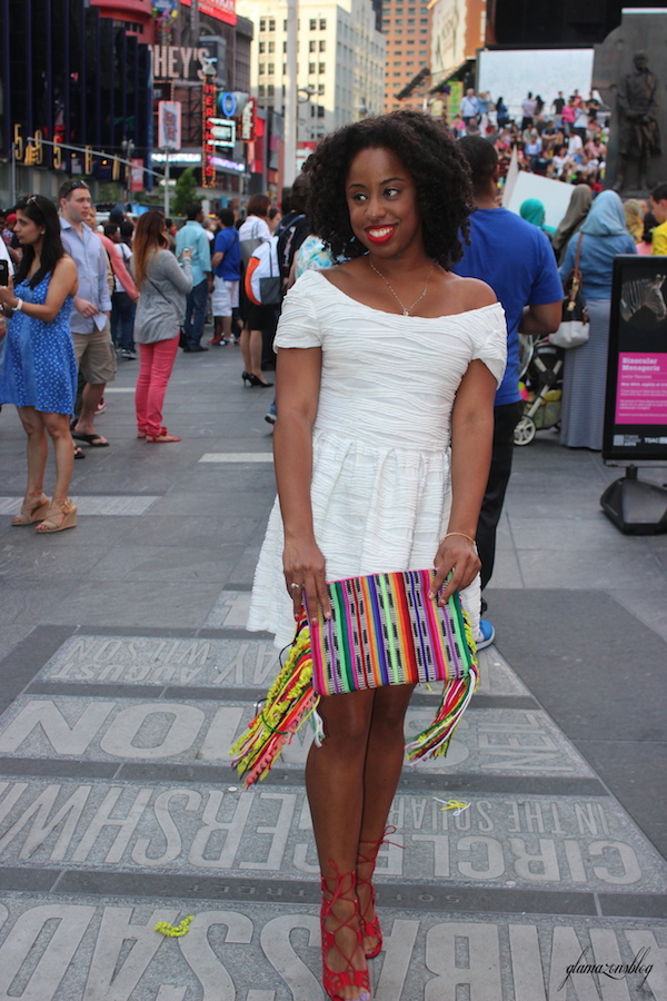 street-style-times-square-white-dress-just-fab-vernon-red-asos-woven-clutch-with-fringing-glamazons-blog-3-edit