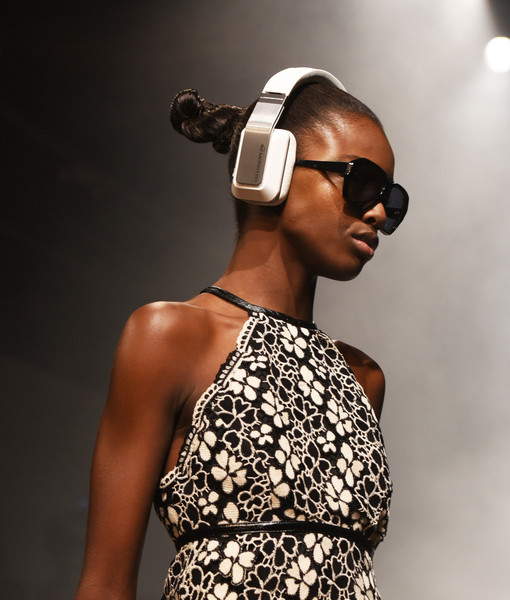 tracy-reese-fall-2015-new-york-fashion-week-monster-headphones-shea-moisture-hair-glamazons-blog