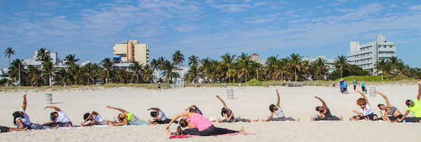 yoga-beach-glamazons-blog-2
